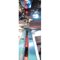 MAKITA LS0815FLN pilarka ukosowa ukośnica z diodą LED i laserem tarcza 216mm moc 1400W zdolność cięcia od 65mm do 305 mm (piła znacznik laserowy)